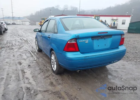 2007 Ford Focus S/Se/Ses из США, поврежденный, VIN 1FAHP34N47W210359